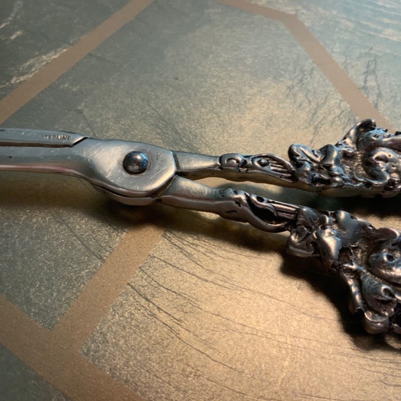 Antique Ladies Parlor/Desk Baroque Solid Sterling Scissors - Picture 10 of 10